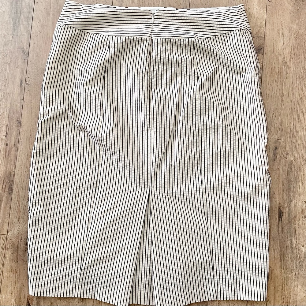 Eva Franco Striped Crisp Pencil Skirt - Picture 4 of 7